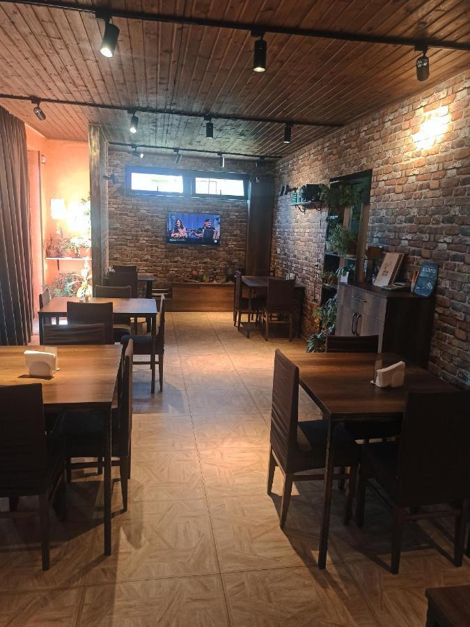 Guest House On V. Pshavela 50 Kazbegi Exterior photo