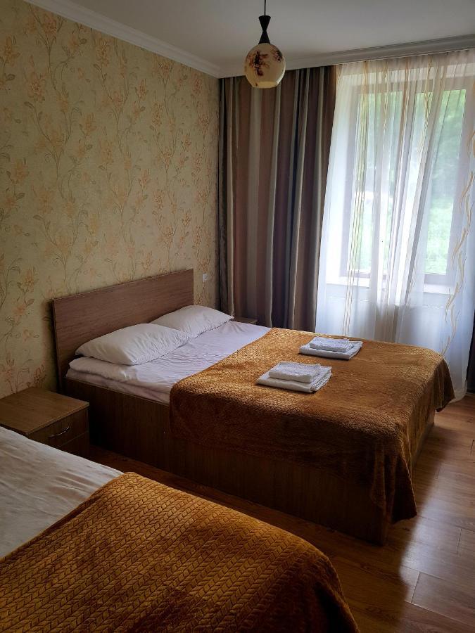 Guest House On V. Pshavela 50 Kazbegi Exterior photo