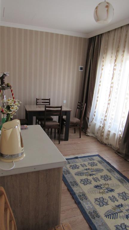 Guest House On V. Pshavela 50 Kazbegi Exterior photo